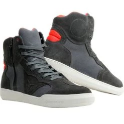 Dainese Metropolis D-Waterproof Carbon/Fluo Red T88 Color Carbon/Fluo Red T88